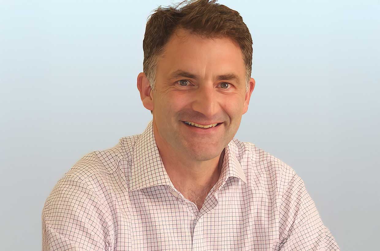 Robin Tarling
